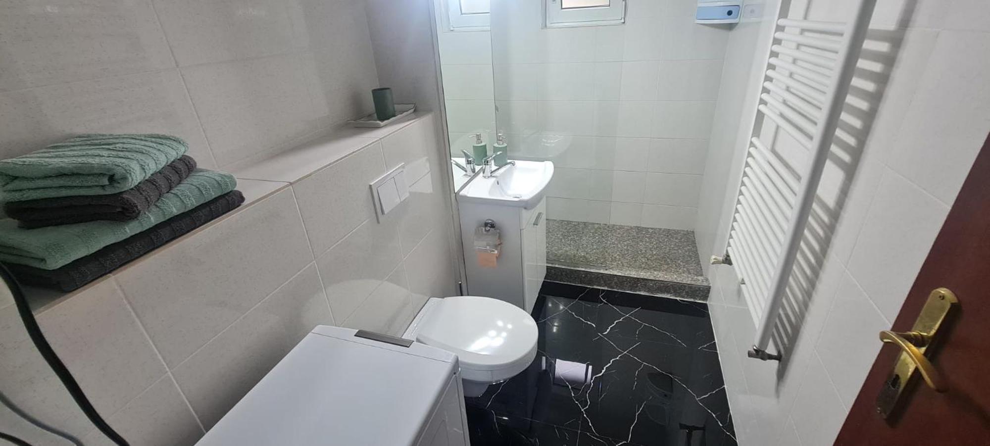 La Bloc Apartment Арад Екстериор снимка